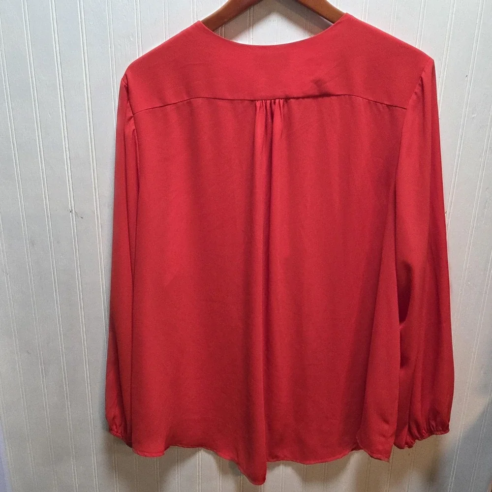 Carmen Marc Valvo Blouse Womens 2X Red Round Neck Long Sleeve Zip Top Woven - Picture 2 of 5